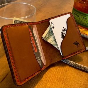 The “Ringo” handmade leather bifold wallet